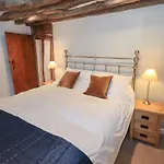 8 12 Church Street * Ambleside