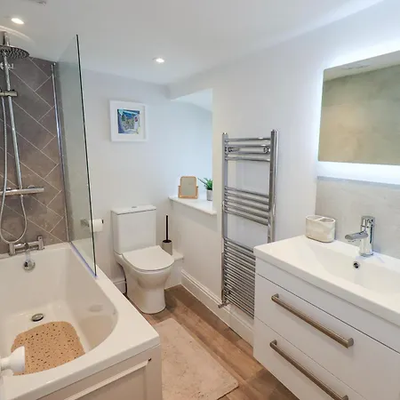 8 12 Church Street Casa de Férias