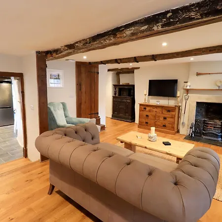 8 12 Church Street *