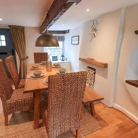 8 12 Church Street Ambleside